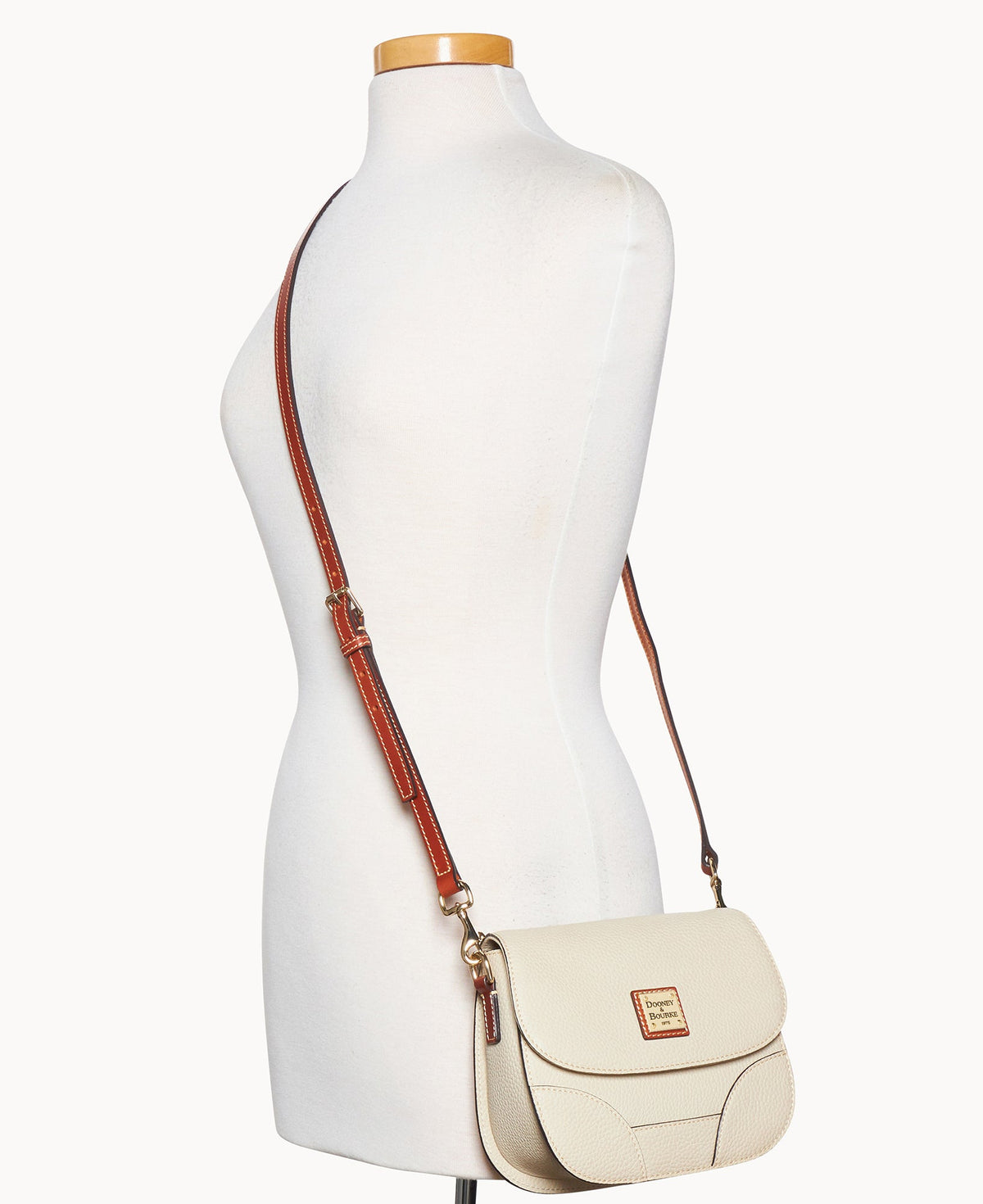 Pebble Grain Saddle Bag