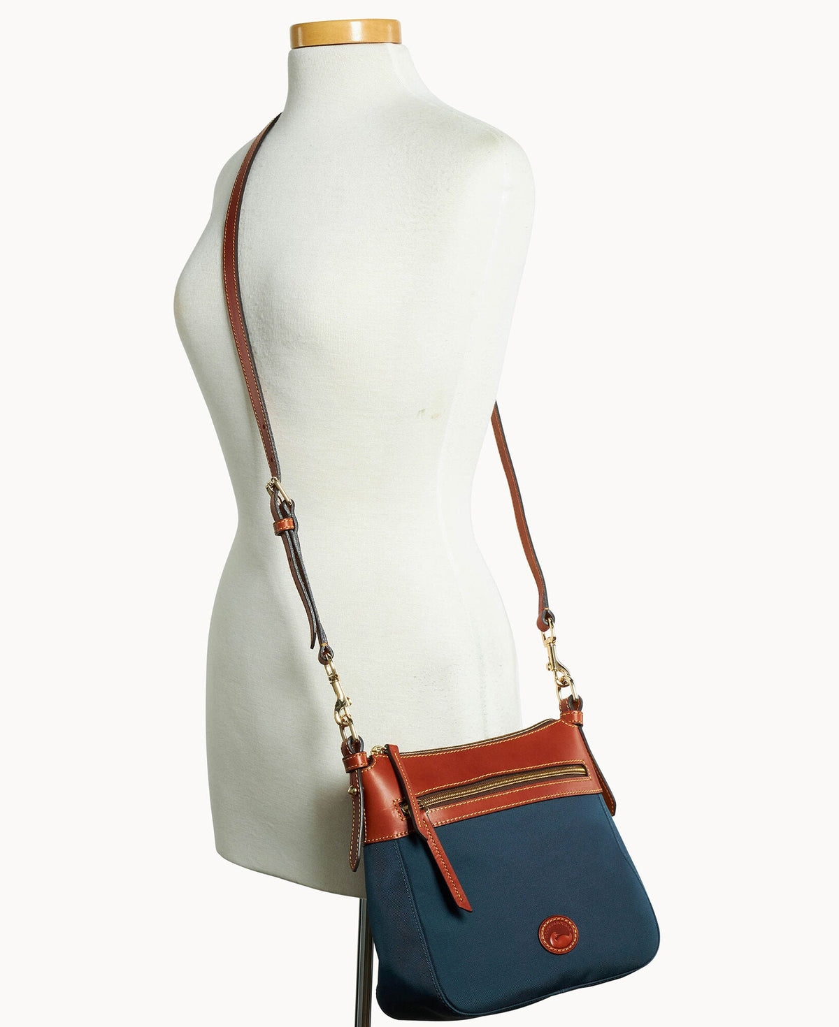 Nylon Crossbody 25