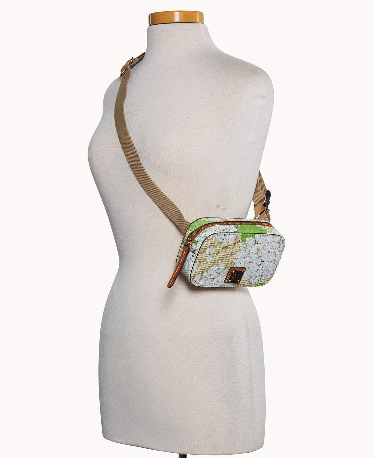 Hydrangea Basketweave Belt Bag