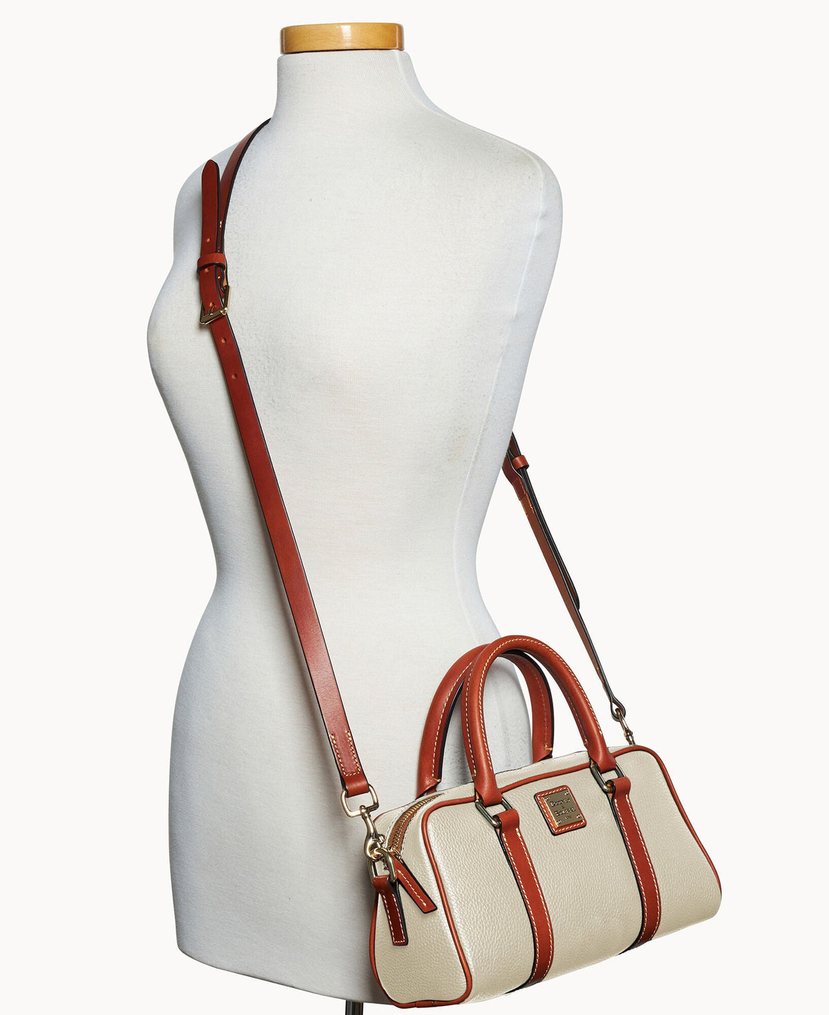 Pebble Grain Satchel 28
