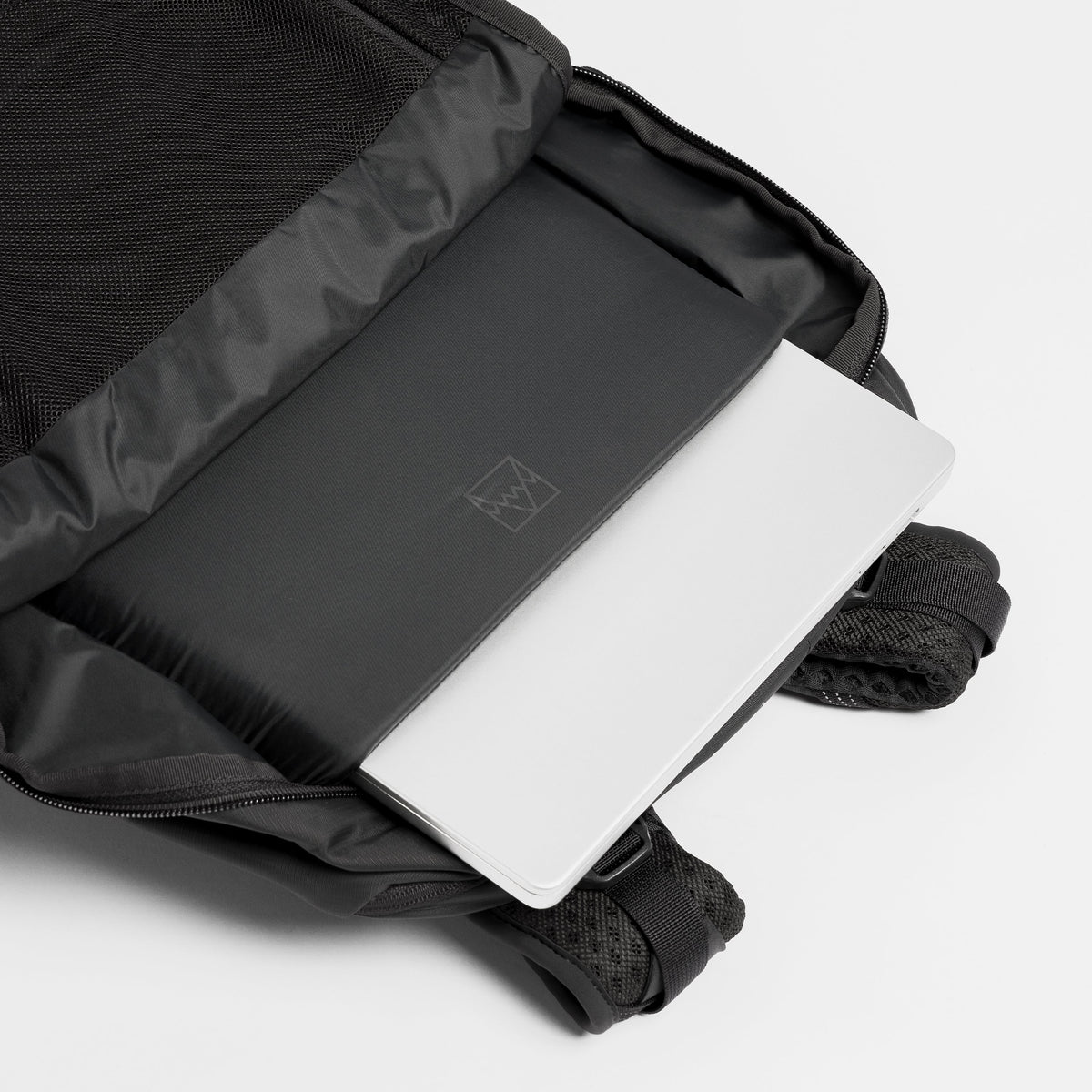 Motion Adventure Pack 38L